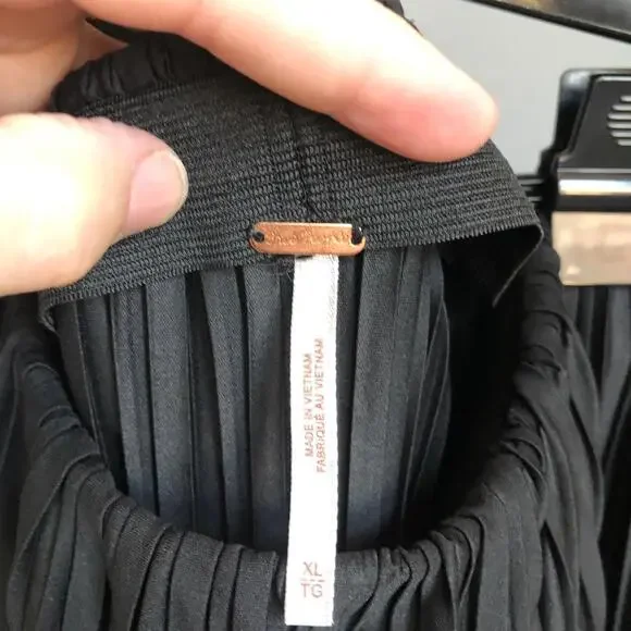 Free People Winona Pleated Accordion Flare Wide Leg Pants Black Sz XL - Picture 3 of 5